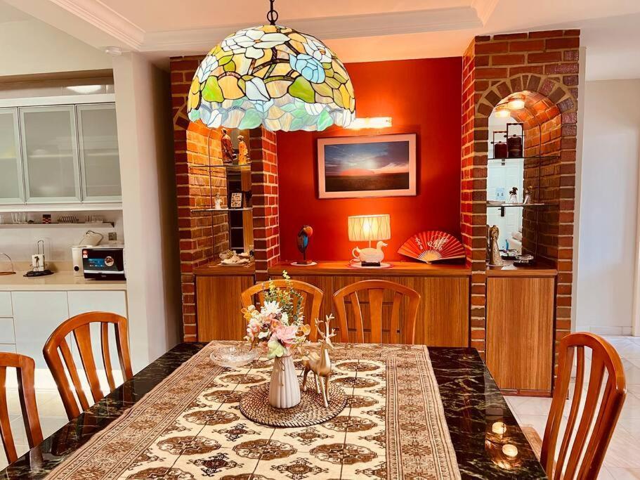 Apartment Penthouse Aloha Tower Near Danga Bay@ 8-10pax *